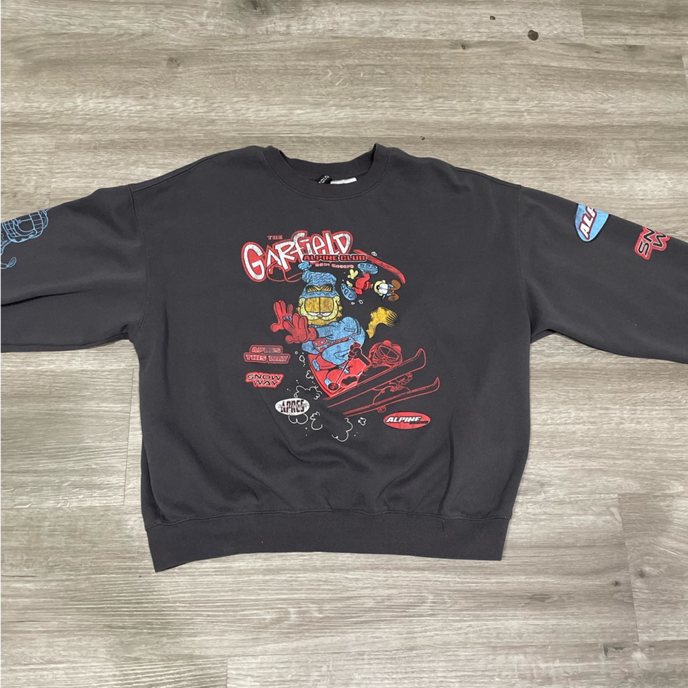 H&M Gray Garfield Crew-Neck Sweatshirt
